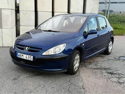 Blå Begagnad 2004 Peugeot 307 Halvkombi | 22 000 kr (Marknadspris)