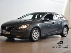 Grå Begagnad 2014 Volvo V40 Kinetic Kombi | 119 900 kr (Marknadspris)