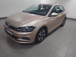 Brun Begagnad 2018 VW Polo Halvkombi | 124 900 kr (Marknadspris)