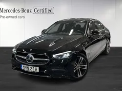 Svart (black) Begagnad 2023 Mercedes C300e Sedan | 469 900 kr (Marknadspris)