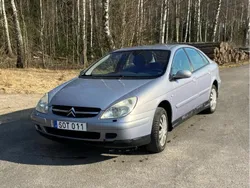Silver Begagnad 2001 Citroën C5 Sedan | 21 000 kr (Marknadspris)