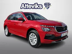 Röd Ny 2025 Skoda Kamiq Selection SUV | 321 100 kr (Marknadspris)