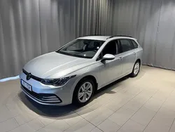 Silver Begagnad 2024 VW Golf VIII Life Kombi | 299 900 kr (Marknadspris)