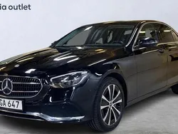 Svart Begagnad 2022 Mercedes E300 Avantgarde Sedan | 409 000 kr (Marknadspris)