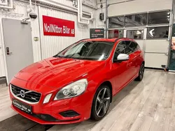 Röd Begagnad 2010 Volvo V60 R-Design Momentum Kombi | 99 900 kr (Marknadspris)