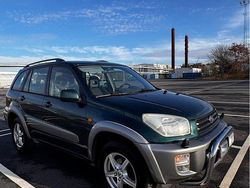 Grön Begagnad 2002 Toyota RAV4 SUV | 52 900 kr (Marknadspris)