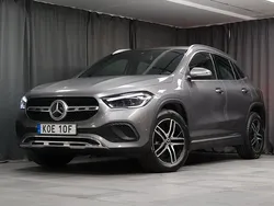 Mörkgrå Begagnad 2021 Mercedes GLA220 Progressive SUV | 399 000 kr