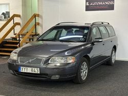 Grå Begagnad 2006 Volvo V70 Momentum Kombi | 34 900 kr (Marknadspris)