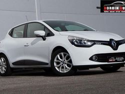 Vit Begagnad 2015 Renault Clio IV Halvkombi | 44 900 kr (Bra pris)