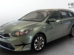 Grön (green) Ny 2025 Kia Ceed Sportswagon Kombi | 254 656 kr (Bra pris)