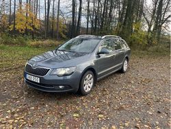 Grå Begagnad 2015 Skoda Superb Business Line Kombi | 112 500 kr (Bra pris)