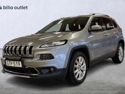 Grön Begagnad 2015 Jeep Cherokee SUV | 69 900 kr (Marknadspris)
