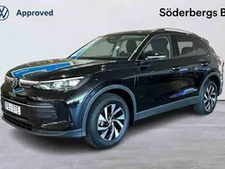 Svart Ny 2025 VW Tiguan SUV | 584 000 kr