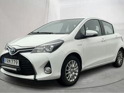 Vit Begagnad 2015 Toyota Yaris Active | 105 500 kr