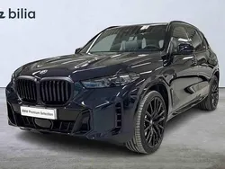 Svart Begagnad 2024 BMW X5 Comfort Edition SUV | 1 059 900 kr