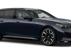 Svart Ny 2025 BMW 530e Comfort Edition Kombi | 860 500 kr