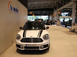 Vit Begagnad 2018 Mini Cooper Countryman Salt SUV | 219 000 kr (Marknadspris)