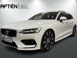 Vit Begagnad 2021 Volvo V60 Momentum Kombi | 269 800 kr (Marknadspris)