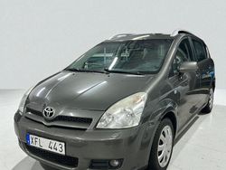 Grå Begagnad 2005 Toyota Corolla Verso Minibuss | 32 900 kr (Marknadspris)