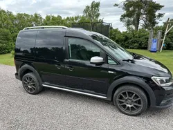 Svart Begagnad 2017 VW Caddy Minibuss | 165 000 kr (Dyr)