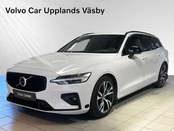 Vit Begagnad 2019 Volvo V60 R-Design Kombi | 299 900 kr (Marknadspris)