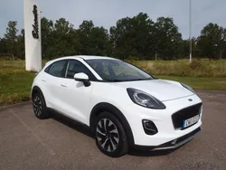 Vit Begagnad 2023 Ford Puma SUV | 249 000 kr (Marknadspris)