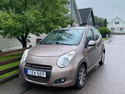 Brun Begagnad 2009 Suzuki Alto Halvkombi | 29 500 kr (Marknadspris)