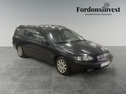 Mörkgrå (grå) Begagnad 2001 Volvo V70 Kombi | 24 500 kr (Dyr)