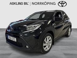 Svart Begagnad 2022 Toyota Aygo Comfort Halvkombi | 174 000 kr (Marknadspris)