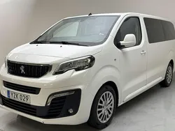 Vit Begagnad 2017 Peugeot Traveller Minibuss | 195 000 kr