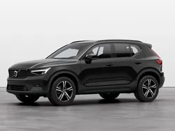 Svart Ny 2025 Volvo XC40 Plus SUV | 469 900 kr (Lite dyr)