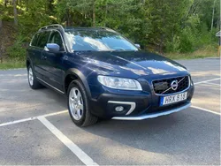 Blå Begagnad 2015 Volvo XC70 Momentum SUV | 121 900 kr (Bra pris)