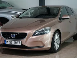 Brun Begagnad 2012 Volvo V40 Momentum Kombi | 129 500 kr (Marknadspris)