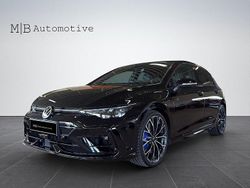 Svart Begagnad 2025 VW Golf VIII R Halvkombi | 599 900 kr
