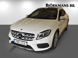 Vit Begagnad 2017 Mercedes GLA200 SUV | 229 000 kr (Lite dyr)