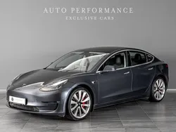 Grå Begagnad 2019 Tesla Model 3 Performance Sedan | 289 900 kr (Marknadspris)