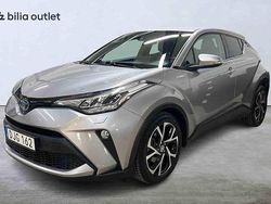 Grå Begagnad 2021 Toyota C-HR SUV | 194 900 kr