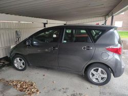 Grå Begagnad 2012 Toyota Verso-S Multidrive S Minibuss | 108 000 kr (Lite dyr)