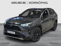 Grå Begagnad 2024 Toyota RAV4 Hybrid Style SUV | 429 000 kr (Bra pris)