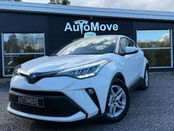 Vit Begagnad 2022 Toyota C-HR Active SUV | 189 900 kr (Marknadspris)