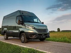 Grön Ny 2025 Iveco Daily Van | 686 250 kr