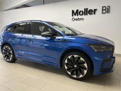 Blå (race blue metallic) Begagnad 2021 Skoda Enyaq iV SportLine SUV | 314 900 kr
