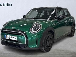Grön Begagnad 2022 Mini Cooper Halvkombi | 239 900 kr (Marknadspris)
