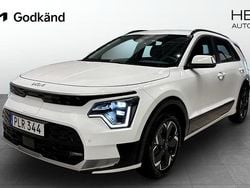 Vit (white) Begagnad 2022 Kia e-Niro 2 SUV | 329 000 kr (Lite dyr)