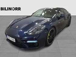 Blå Begagnad 2017 Porsche Panamera Turbo S Sedan | 799 900 kr