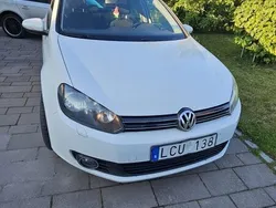 Vit Begagnad 2011 VW Golf VI Halvkombi | 37 000 kr (Superpris)
