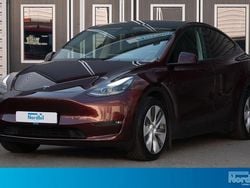 Röd Begagnad 2023 Tesla Model Y Long Range AWD SUV | 419 800 kr (Bra pris)