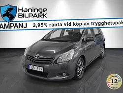 Grå Begagnad 2009 Toyota Verso Minibuss | 124 900 kr (Dyr)