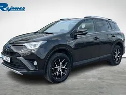 Mörkbrun Begagnad 2016 Toyota RAV4 Hybrid Active SUV | 185 100 kr (Bra pris)