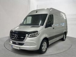 Silver Begagnad 2022 Mercedes Sprinter Van | 350 000 kr